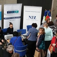 Forum Seniora - stoisko Małopolskiego Oddziału NFZ